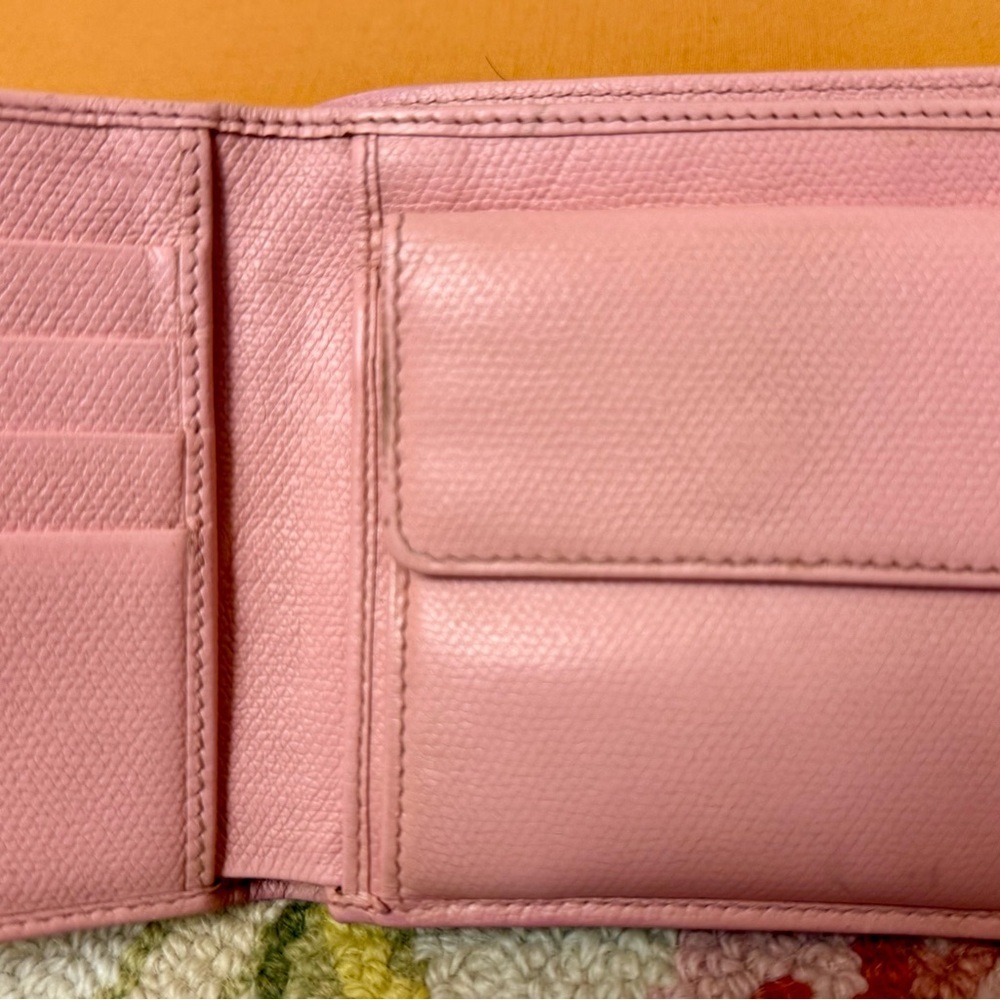 CHANEL Vintage Calfskin Bifold Compact Wallet - Pink - Picture 11 of 16